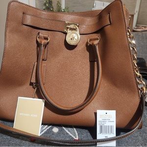 New with tags never used Michael Kors purse